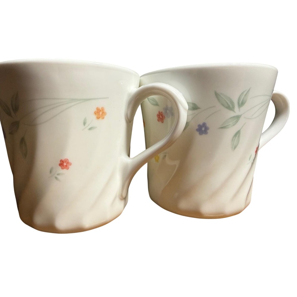 Corning USA English Meadow‎ Vitrelle Swirl Floral Mugs Set of 2 White